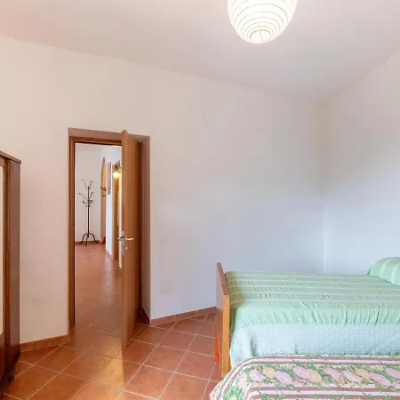 Inviting In Umbria With Garden *