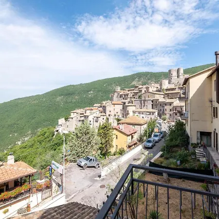 Inviting In Umbria With Garden *